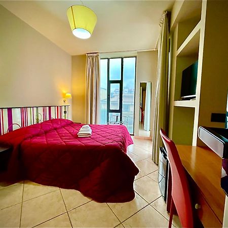 Hotel Le Ceramiche Montalto Uffugo Luaran gambar
