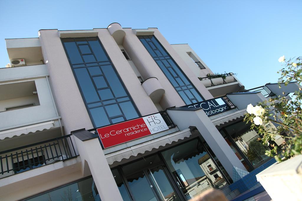 Hotel Le Ceramiche Montalto Uffugo Luaran gambar